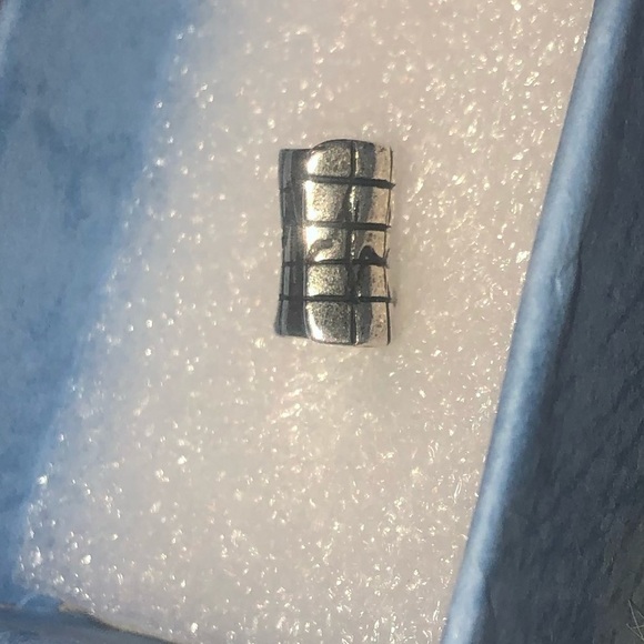 TROLLBEADS HeartBeat Bead 925 LAA Sterling Silver Bead Charm Approx 10mm Length - Picture 4 of 7